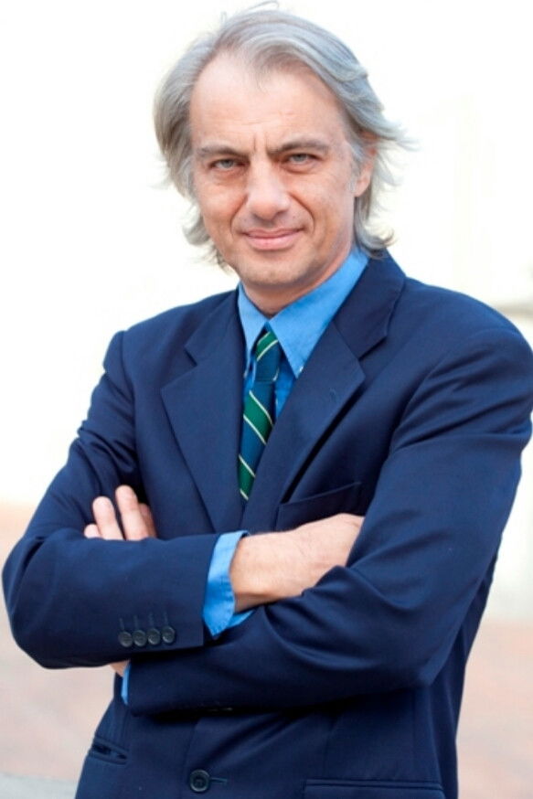 Massimo Pascucci backdrop