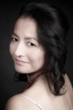 Miki Oikawa backdrop