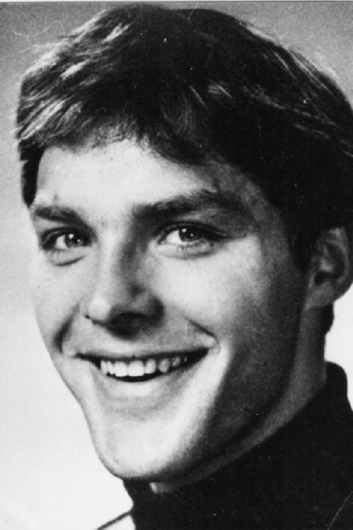 Fyodor Sukhov backdrop