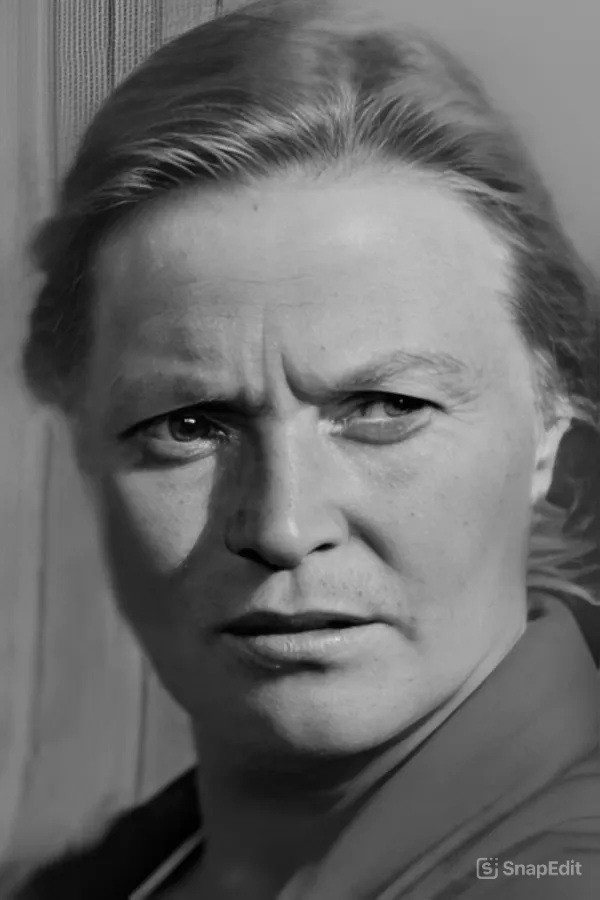 Vera Alkhovskaya backdrop