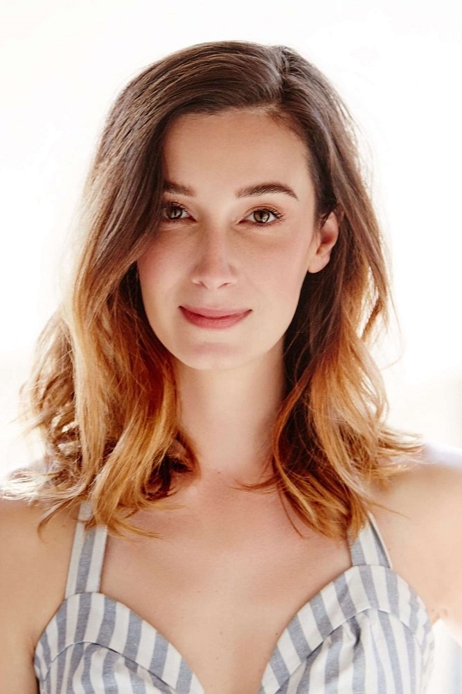 Adele Querol backdrop