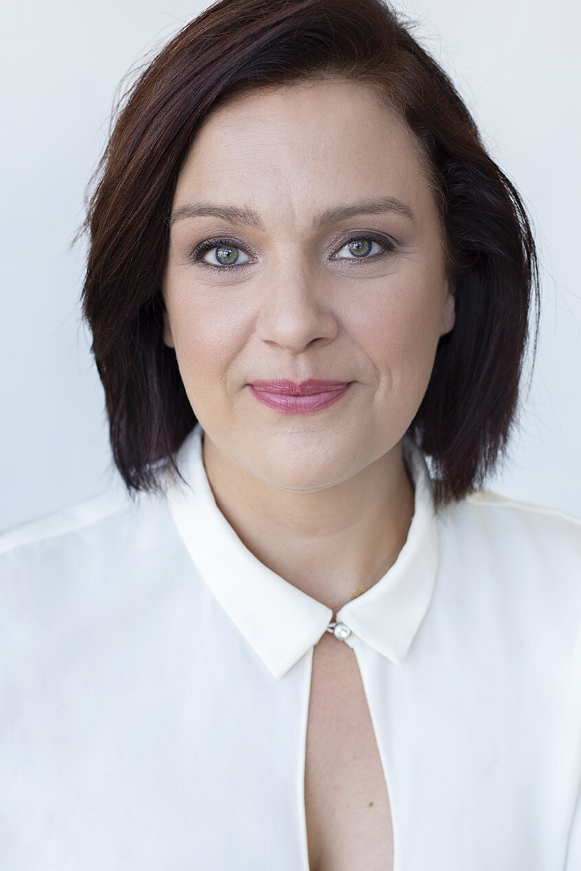 Julie Roussel backdrop