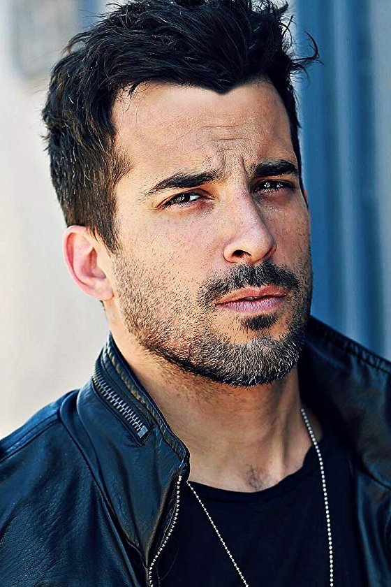 Joshua Leary backdrop