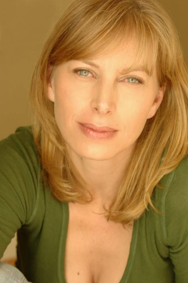 Alexandra Pavlidou backdrop