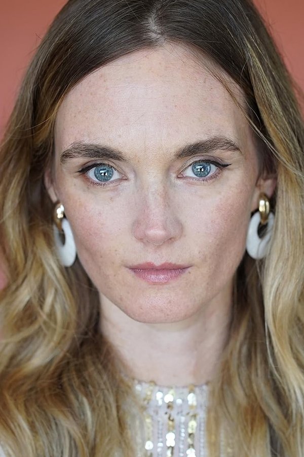 Karina Wolfe backdrop