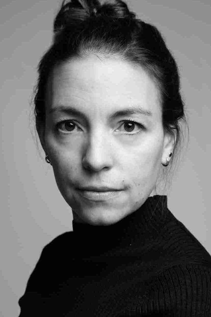 Claire Schuyffel backdrop