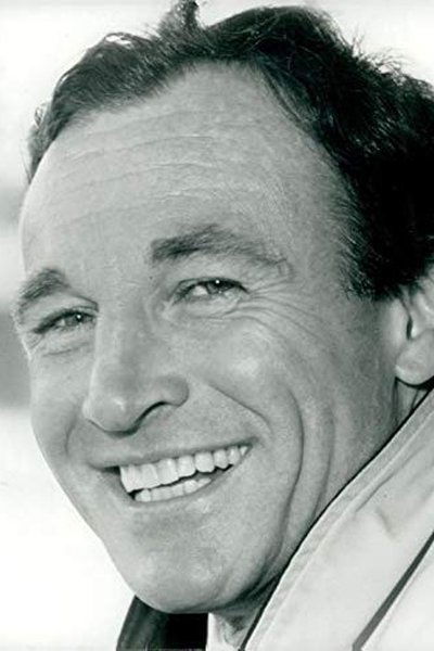 Krishtian Toma backdrop