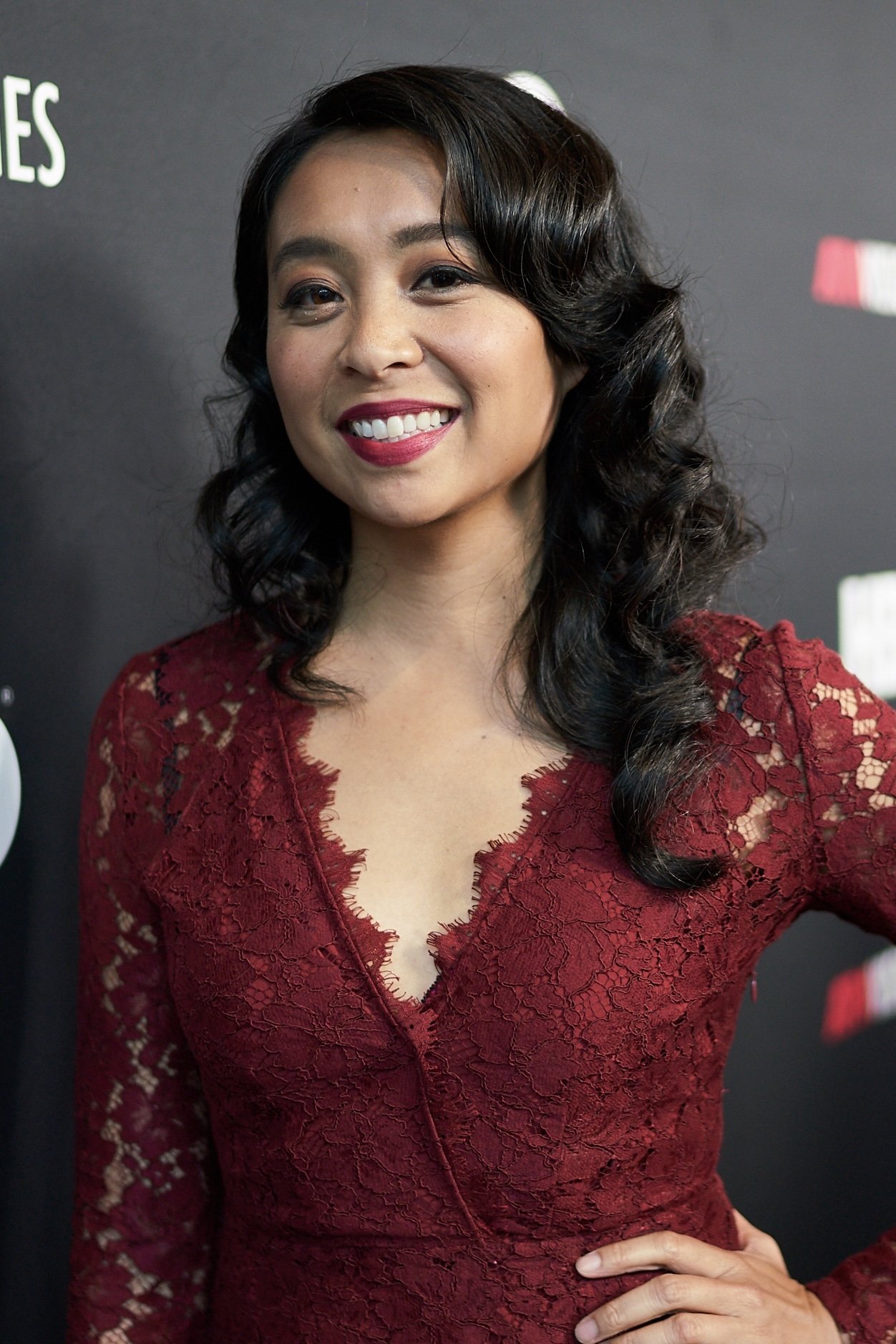 Maritte Lee Go backdrop