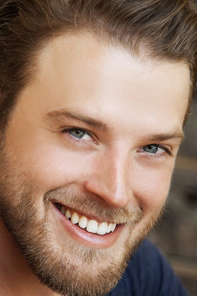 Aaron Marciniak backdrop