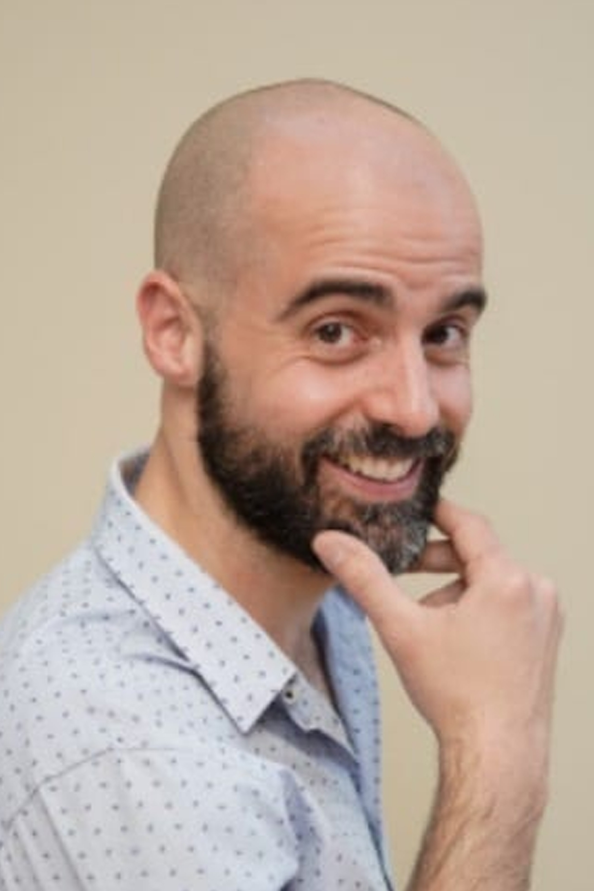 Martín Rodríguez Redondo backdrop