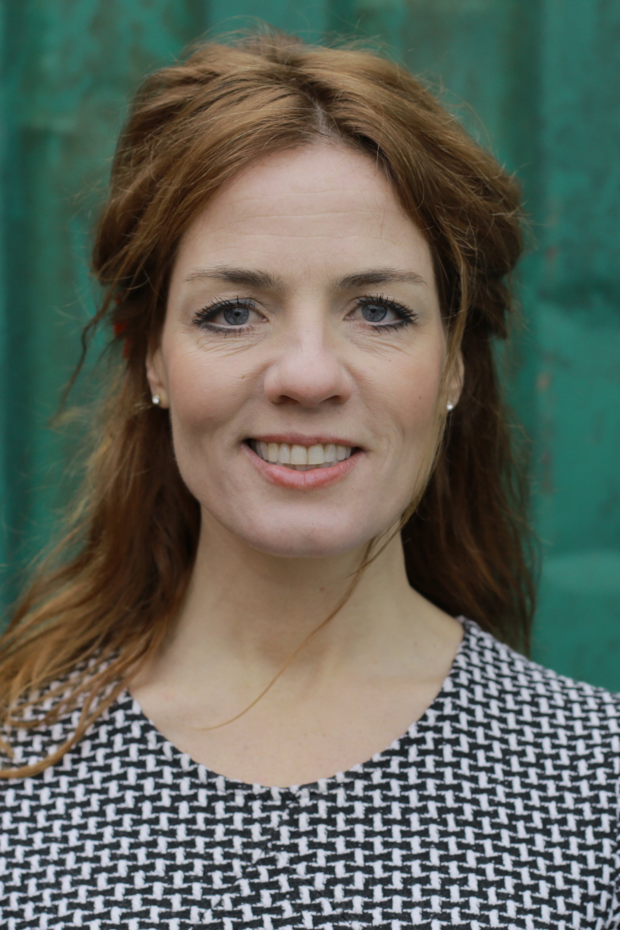 Ilse Warringa → Ilse Varinga backdrop