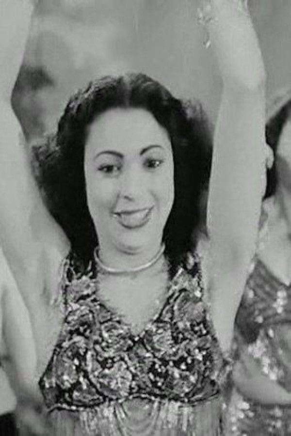 Nabaweya Fahmy backdrop