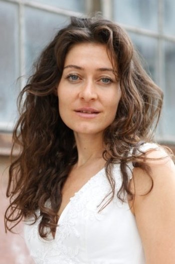 Jarah Maria Anders backdrop