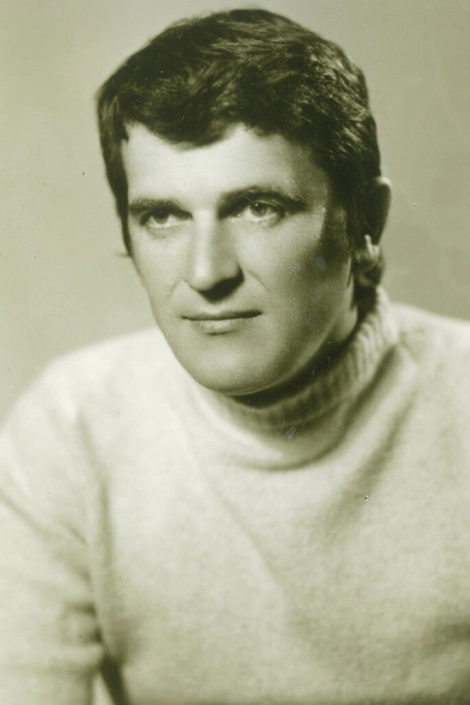 Karol Spišák backdrop