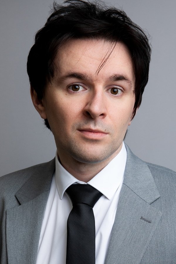 Chris Pybus backdrop