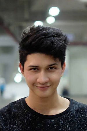 Aditya Zoni backdrop