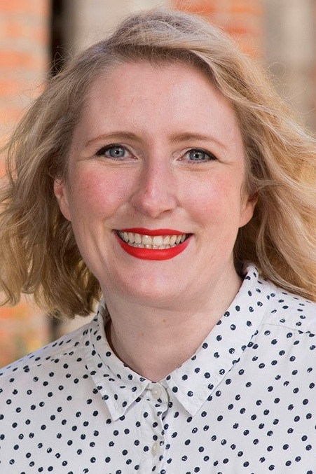 Aislinn Clarke backdrop