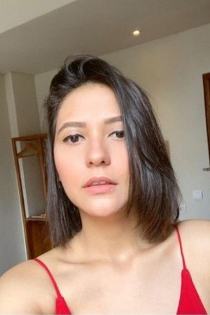 Aliyah Faizah backdrop