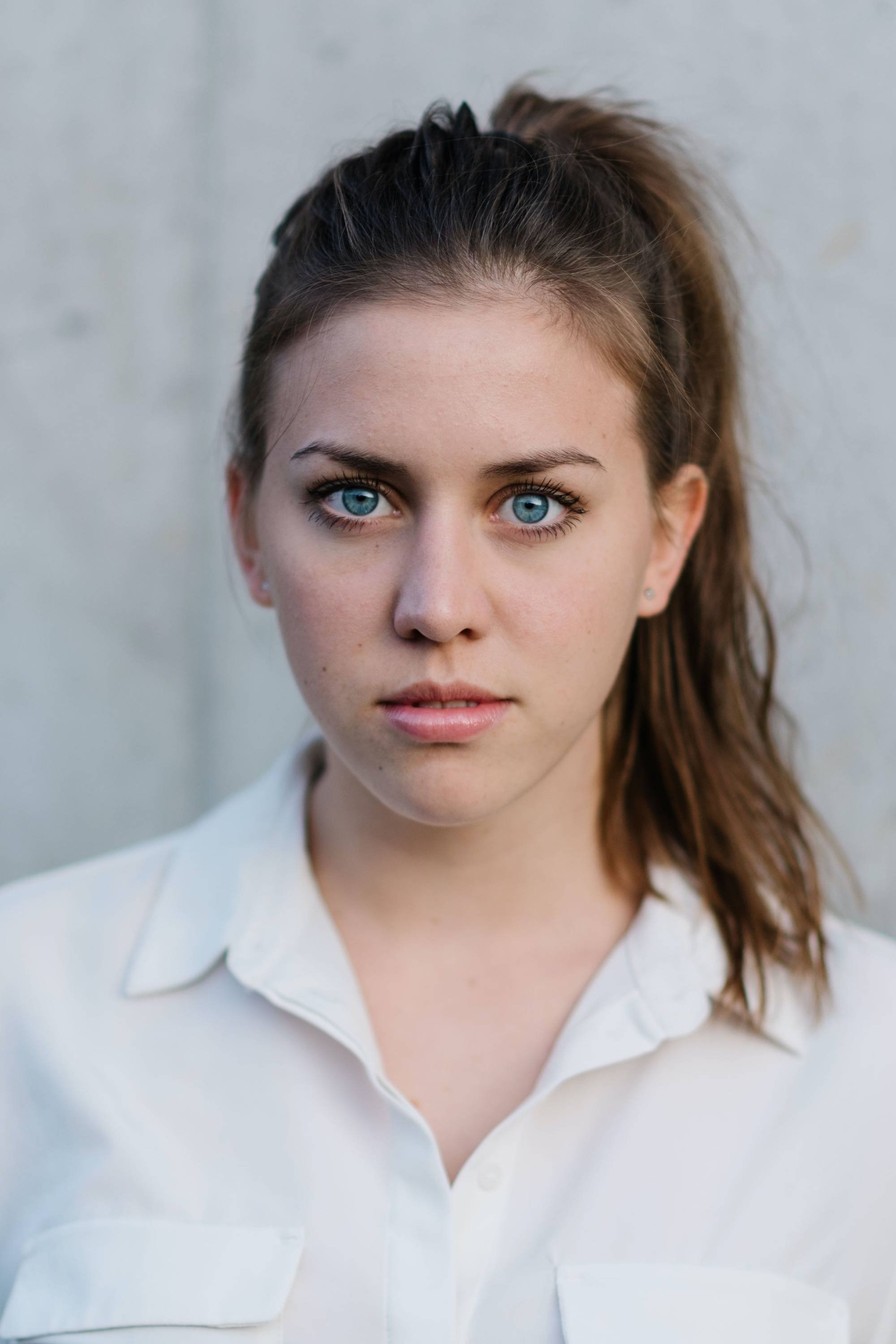 Alina Schaller backdrop