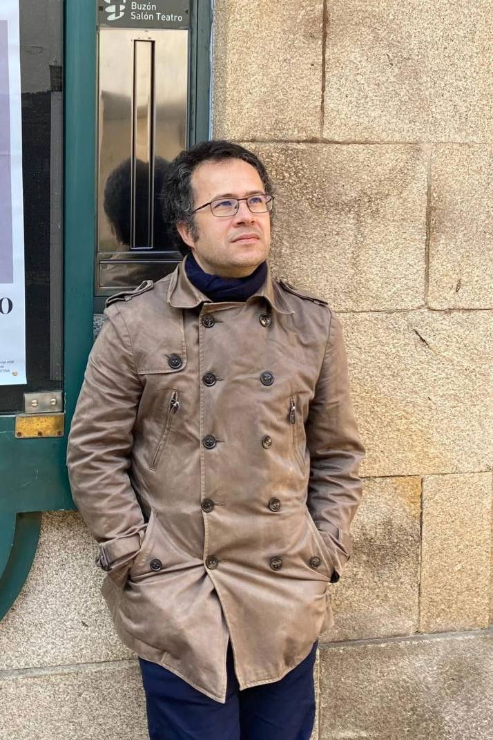 Pablo García Canga backdrop