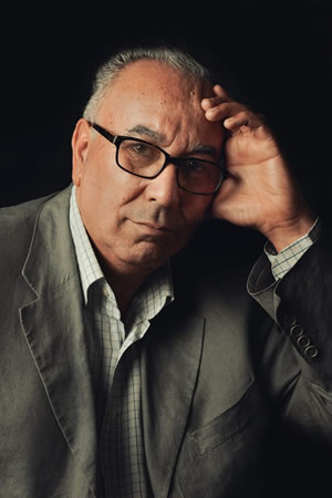 Hichem Ben Ammar backdrop