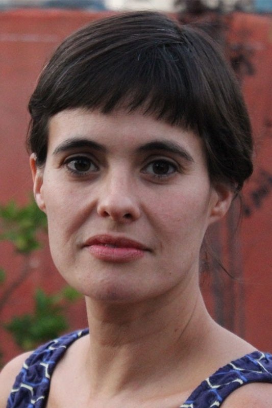 Mara Pescio backdrop