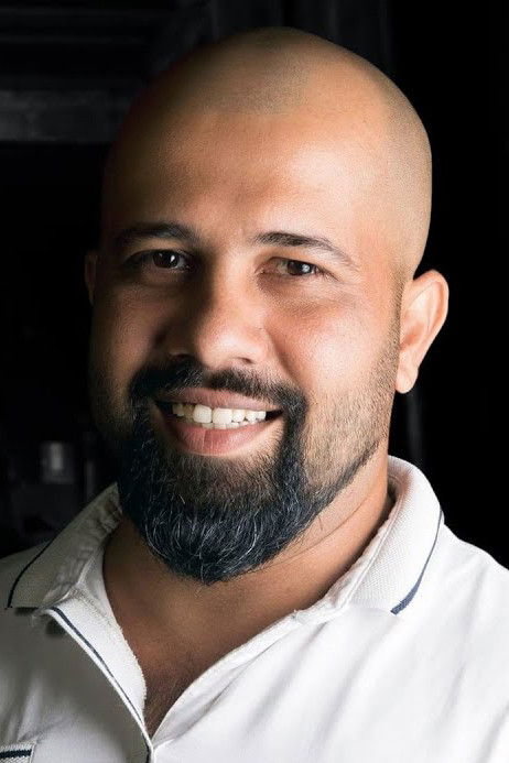 Lakmal Darmarathna backdrop