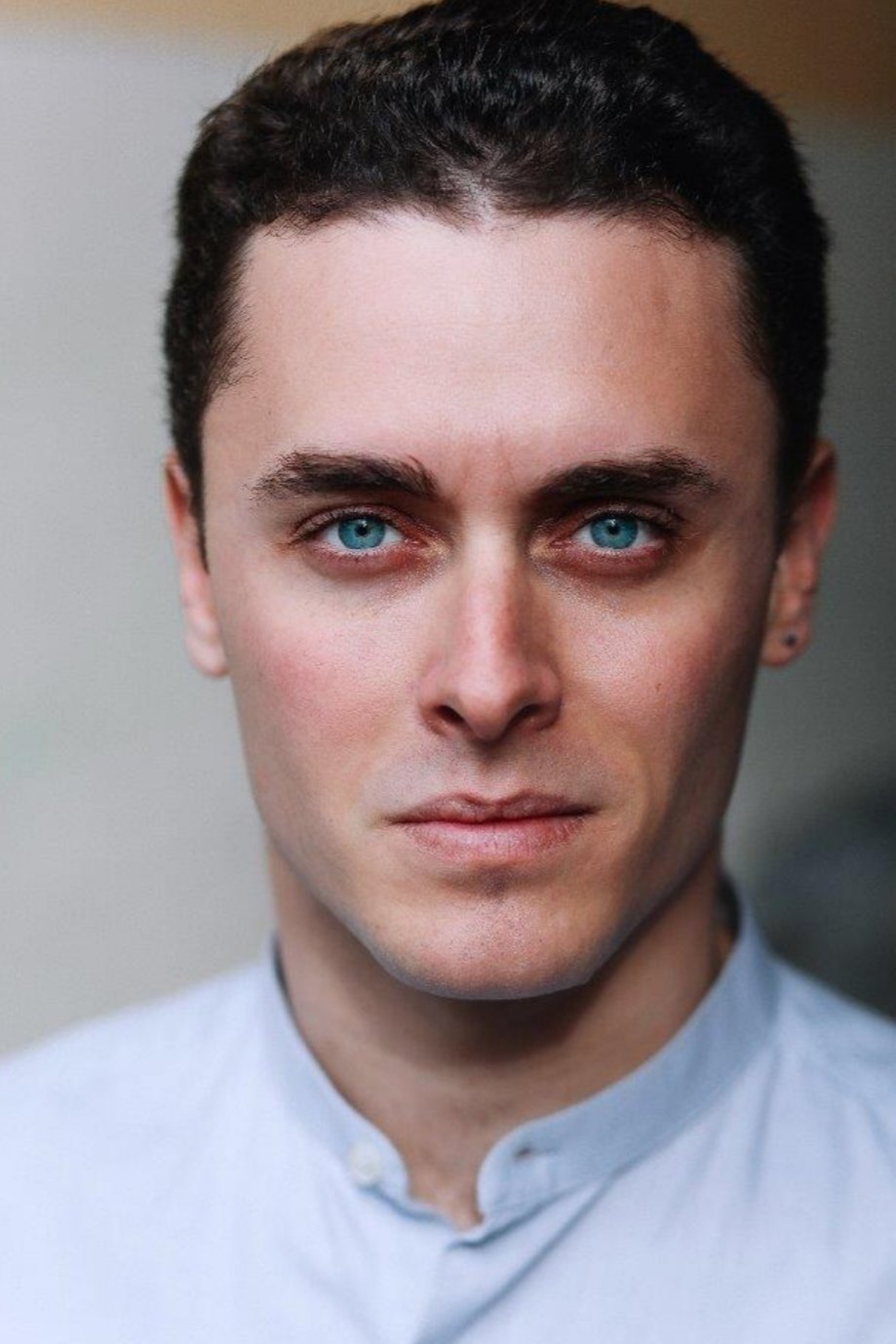 Matteo Olivetti: Matéo Olivétti backdrop