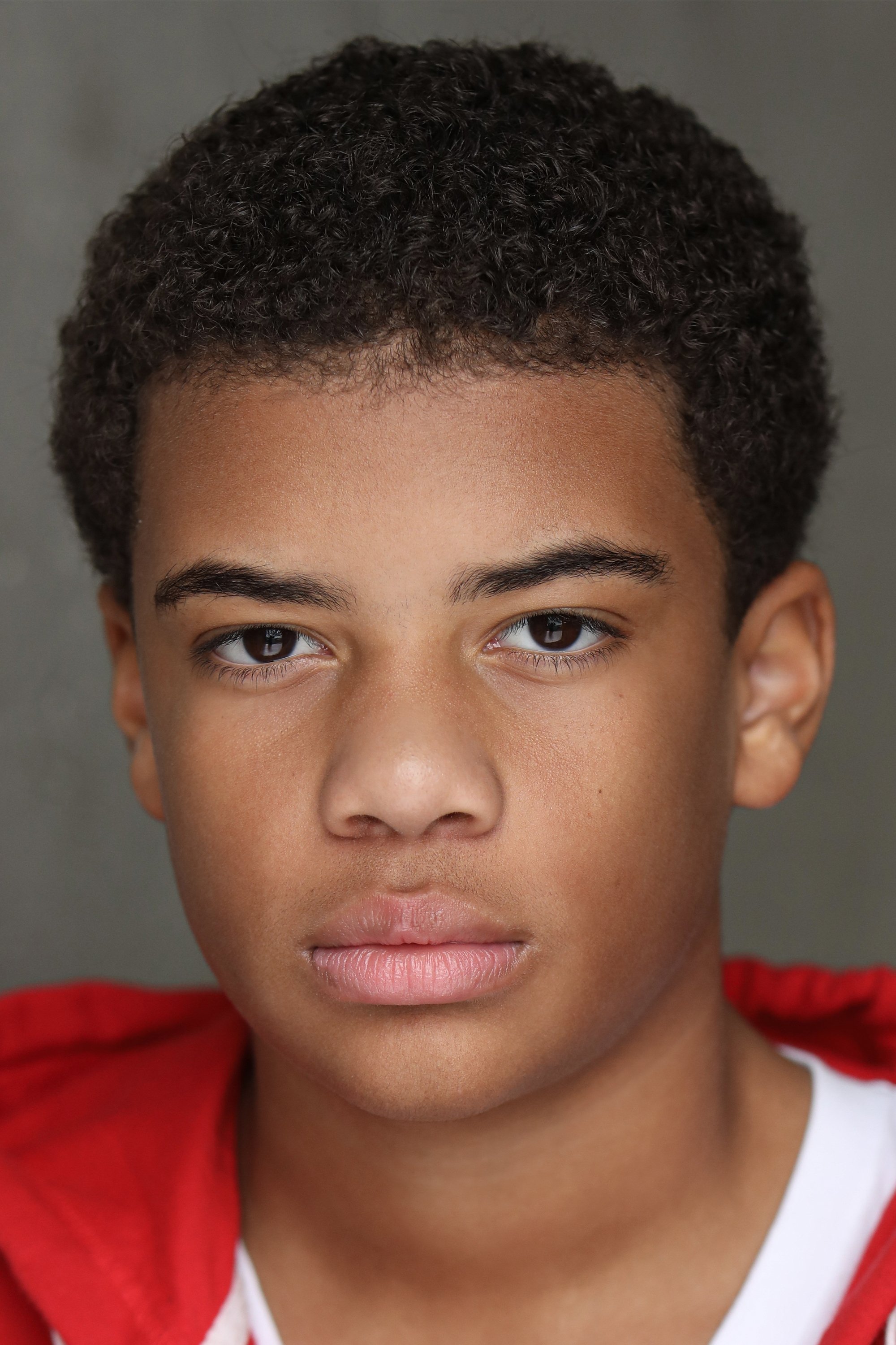 Leandro Guedes backdrop