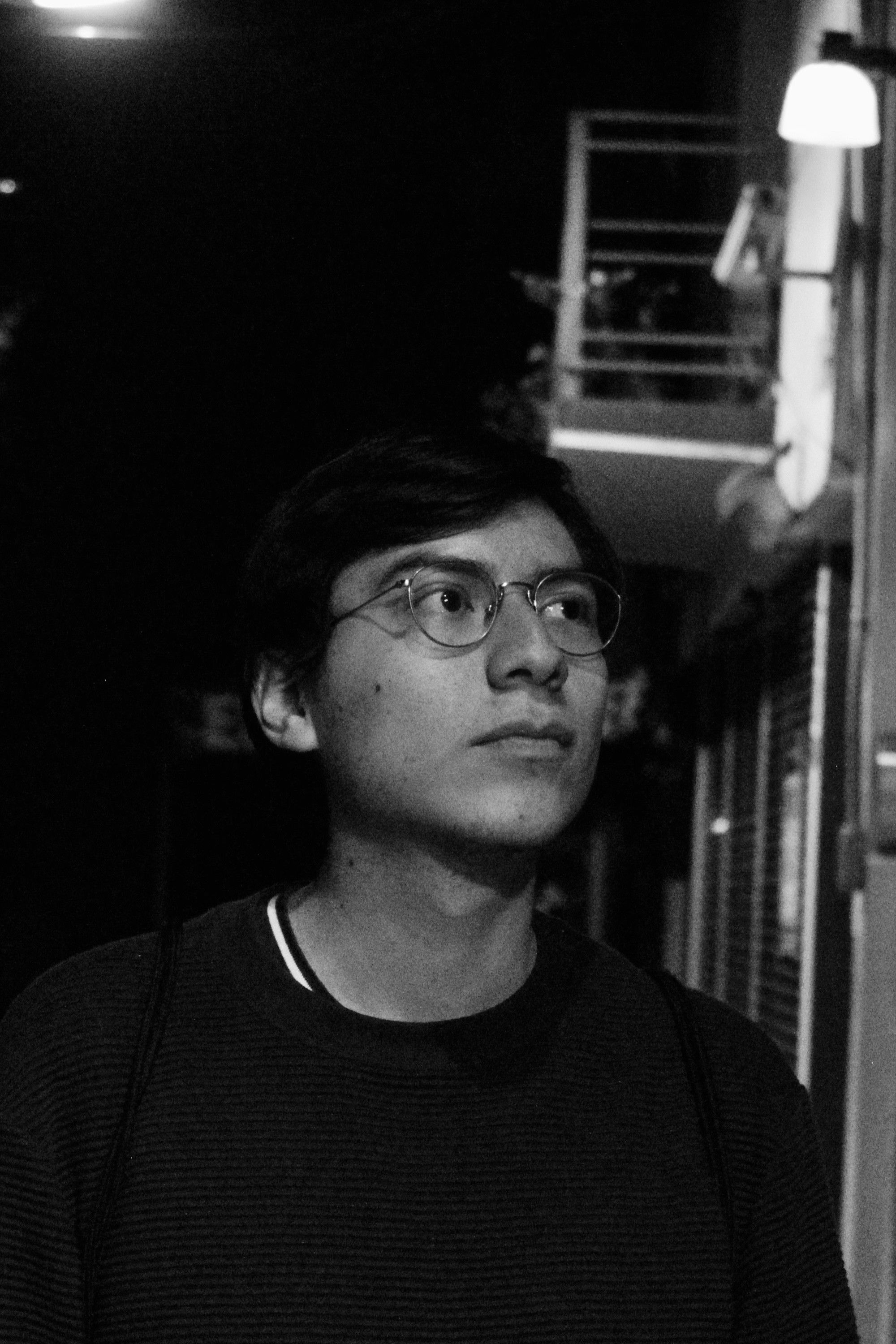 Fabio González Rojas backdrop