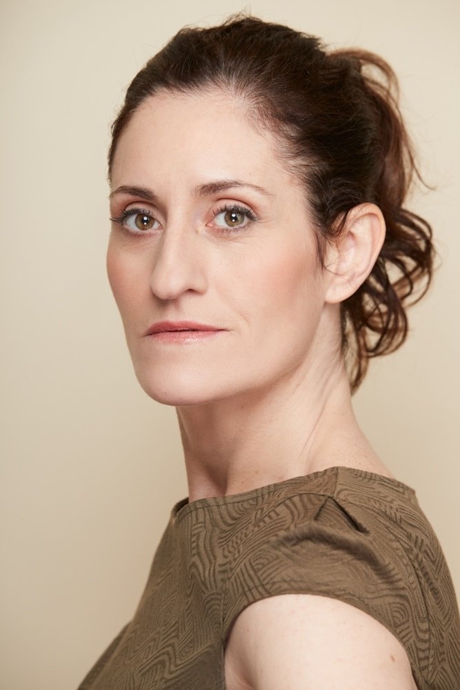 Laura Gómez-Lacueva backdrop