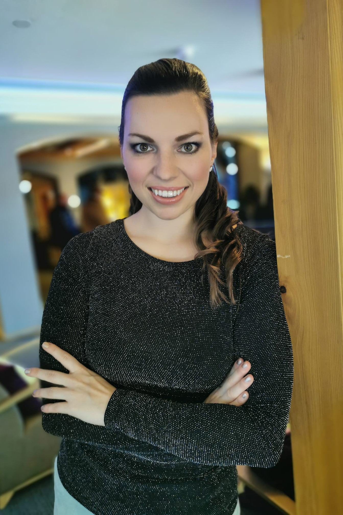 Darja Krhin backdrop