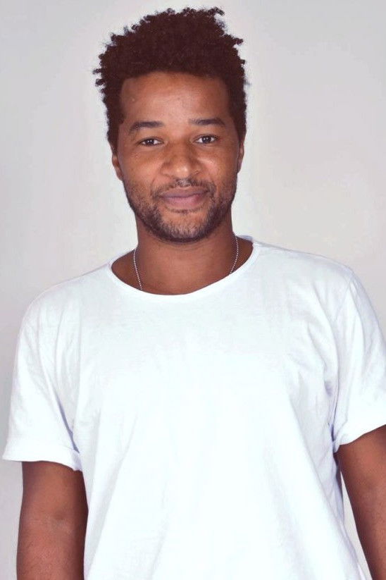 Ricardo Lopes backdrop