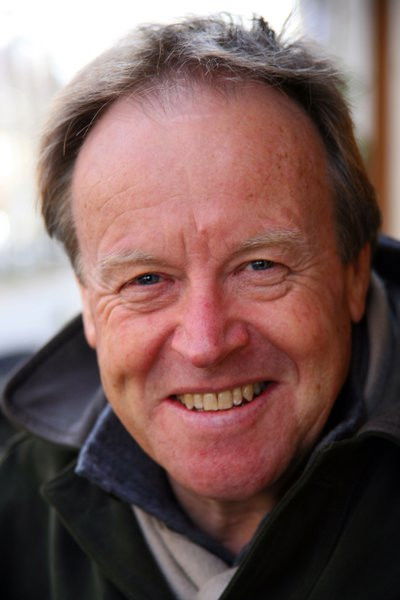 Patrick Lindsay backdrop