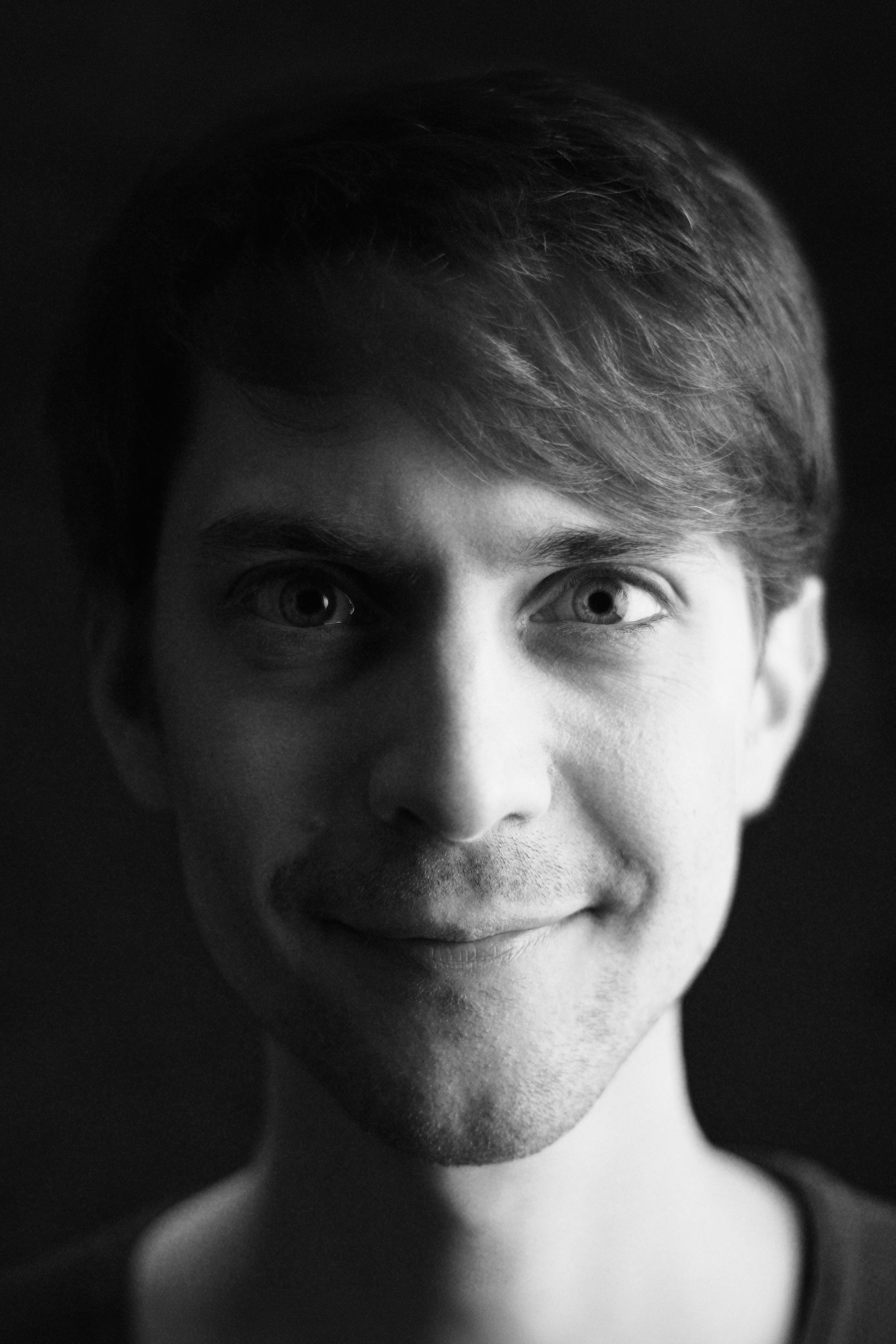 Michael Vogelmann backdrop