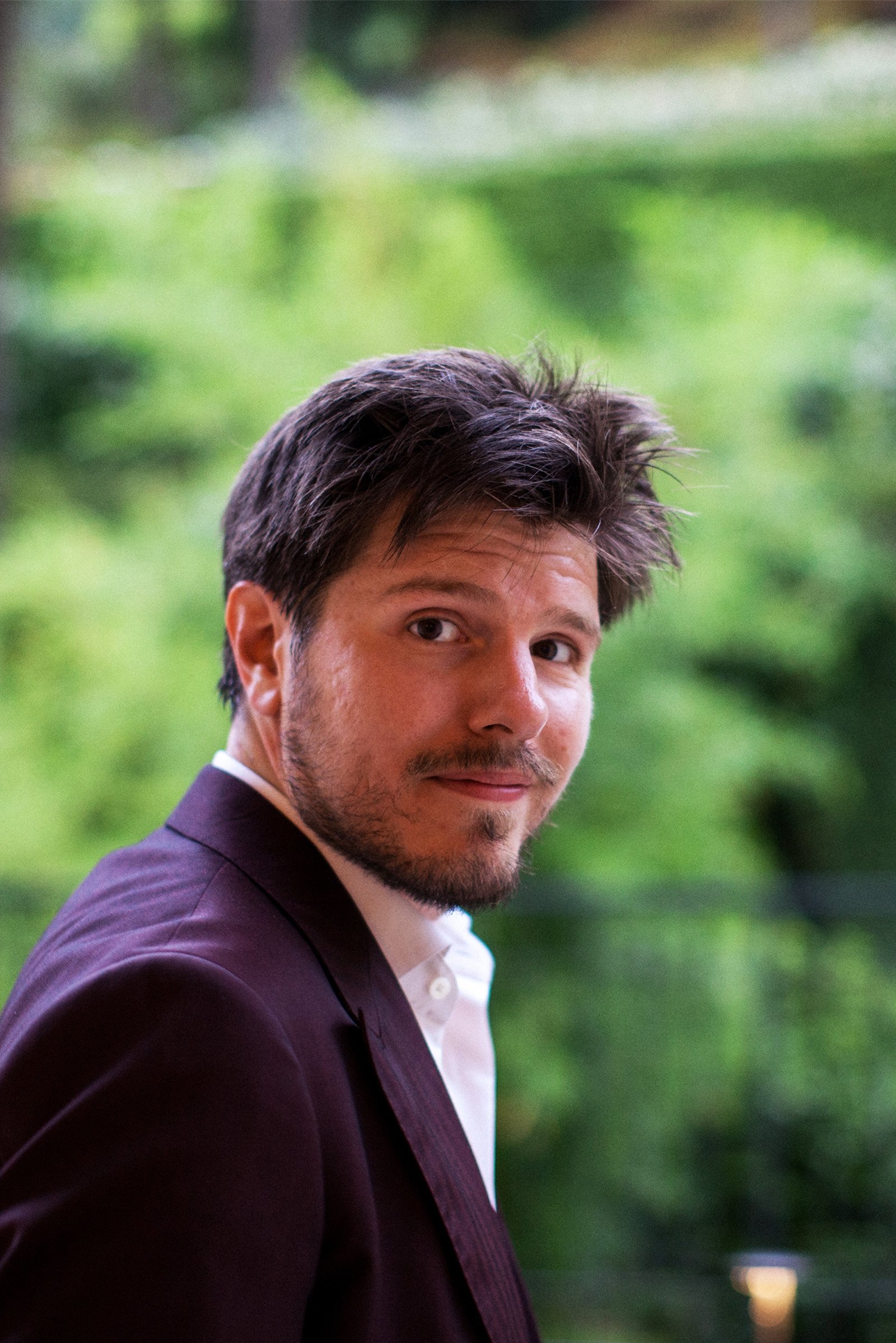 Götz Raimund backdrop