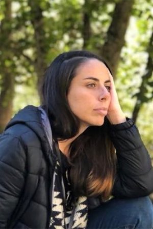 Estefanía Cortes backdrop