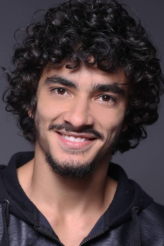 Hugo Carvalho backdrop