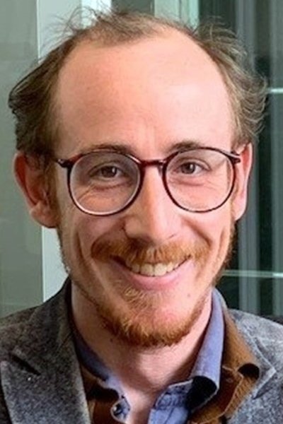 Bertrand Poncet backdrop