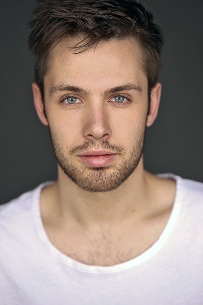 Matheu Fejhi backdrop