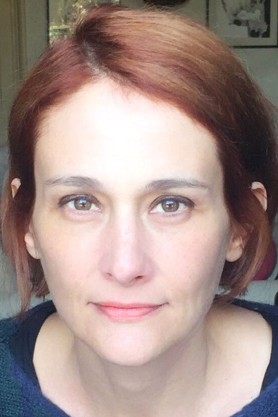 Olivia Manescalchi backdrop