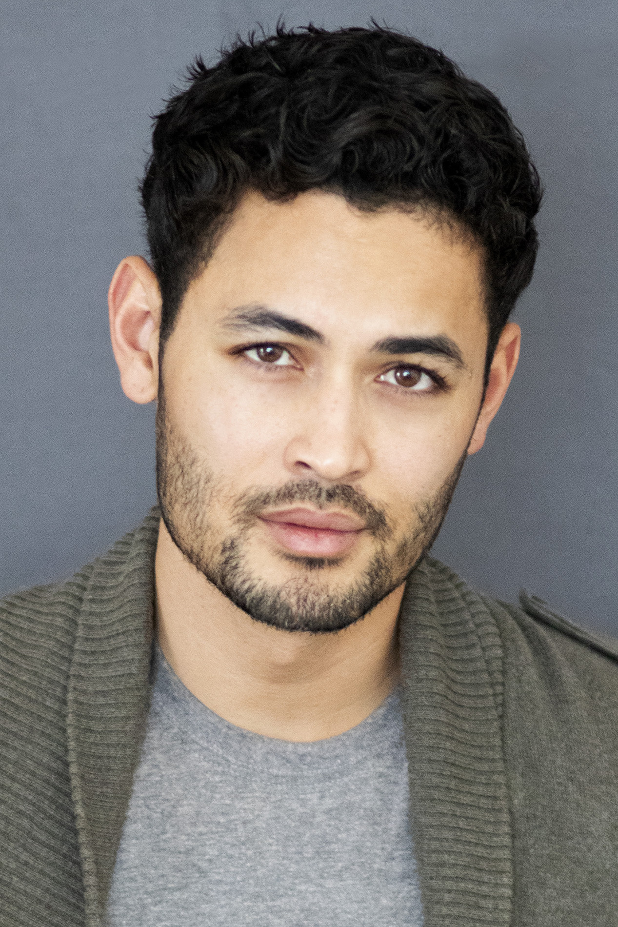 Alex Benjamin backdrop