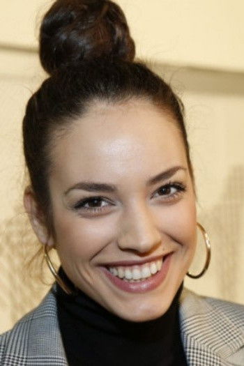 Marina Çosić → Marina Çosik backdrop