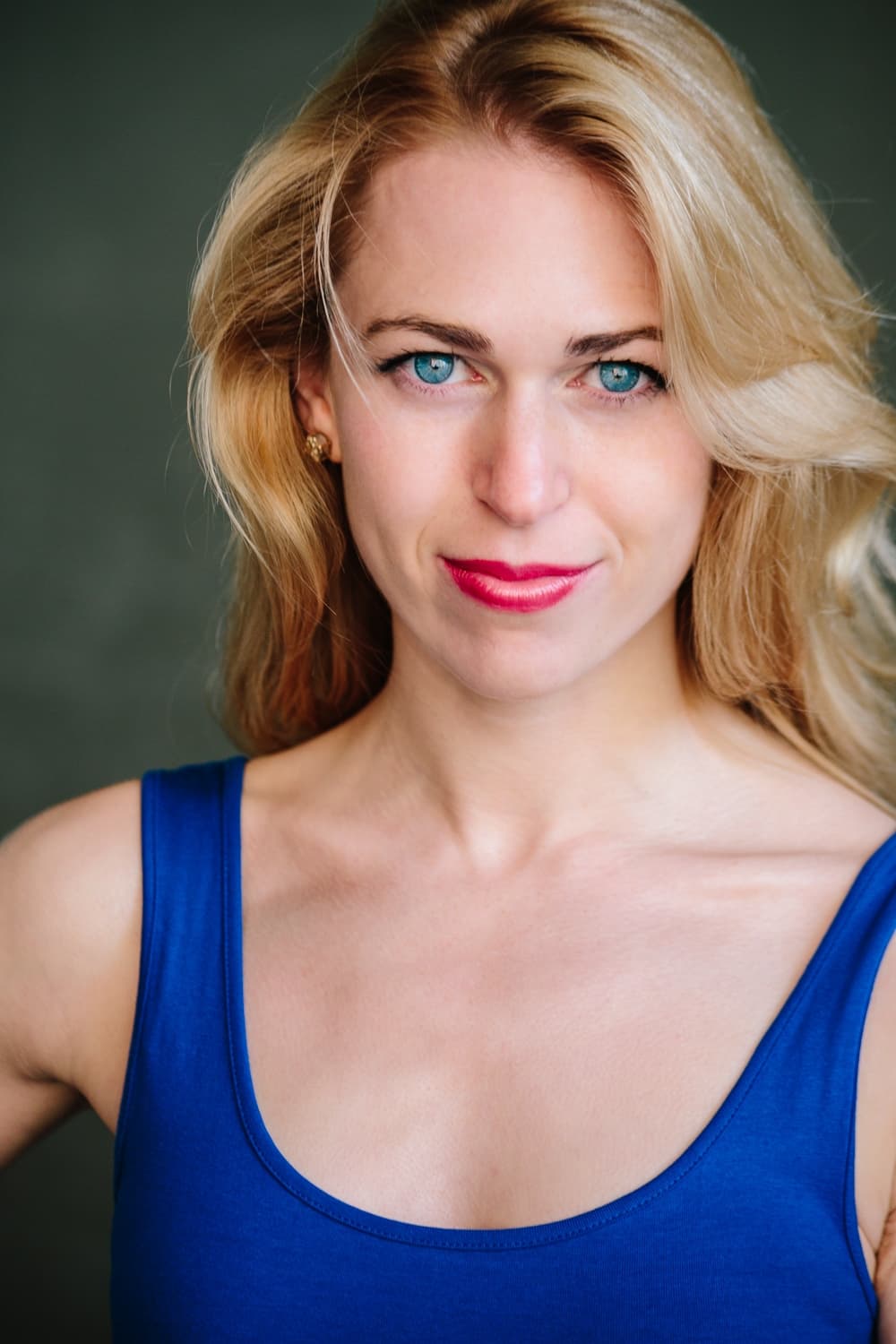 Lisa Lynn Dempsey backdrop