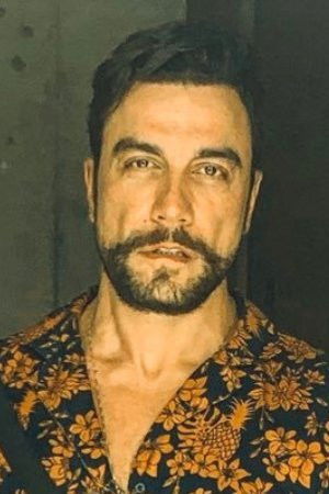 Hugo Picchi Neto backdrop