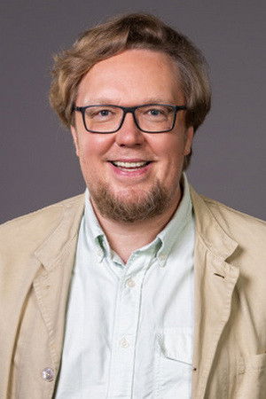 Sergey Stillavin backdrop