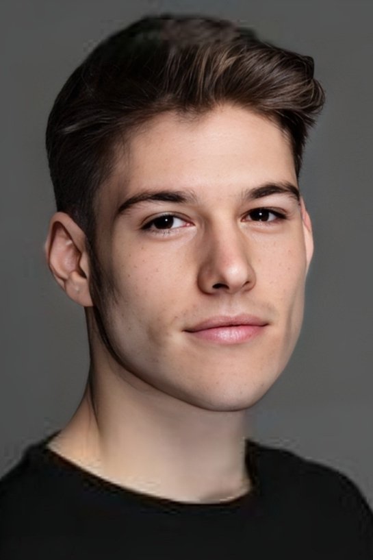 Özgür Daniel Foster backdrop