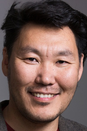 Kostas Marsan backdrop