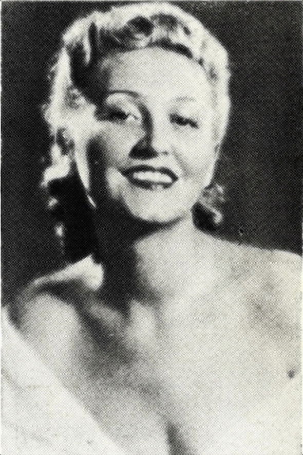 Sandina Stan backdrop