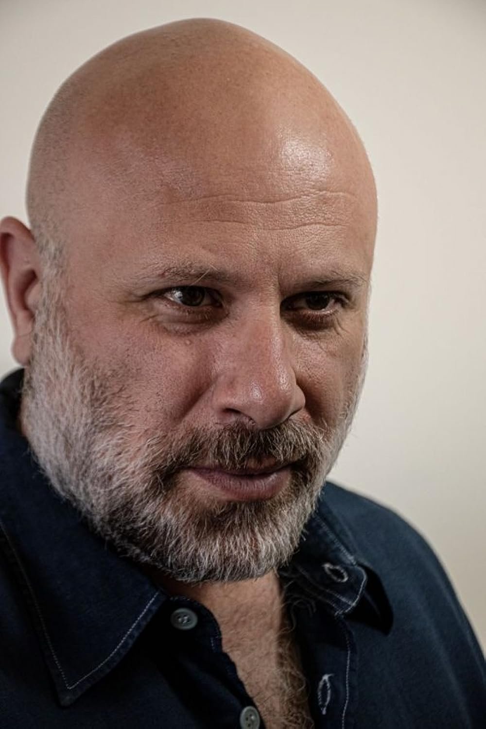 Vincenzo Pirrotta backdrop